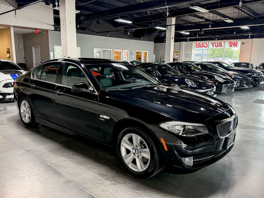 2012 BMW 5 Series 528i xDrive - 23095541 - 3