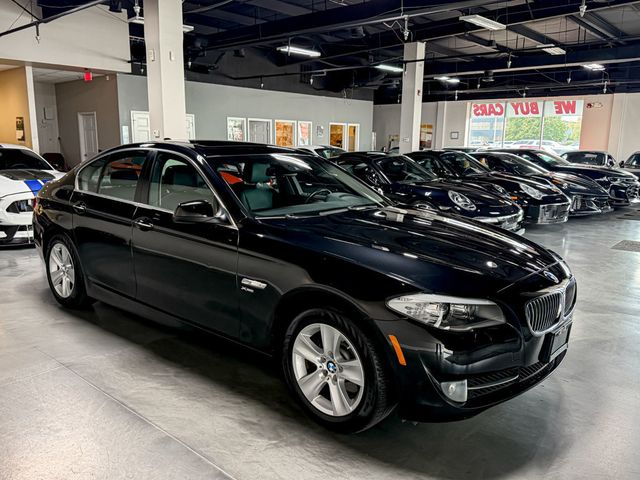 2012 BMW 5 Series 528i xDrive - 23095541 - 3