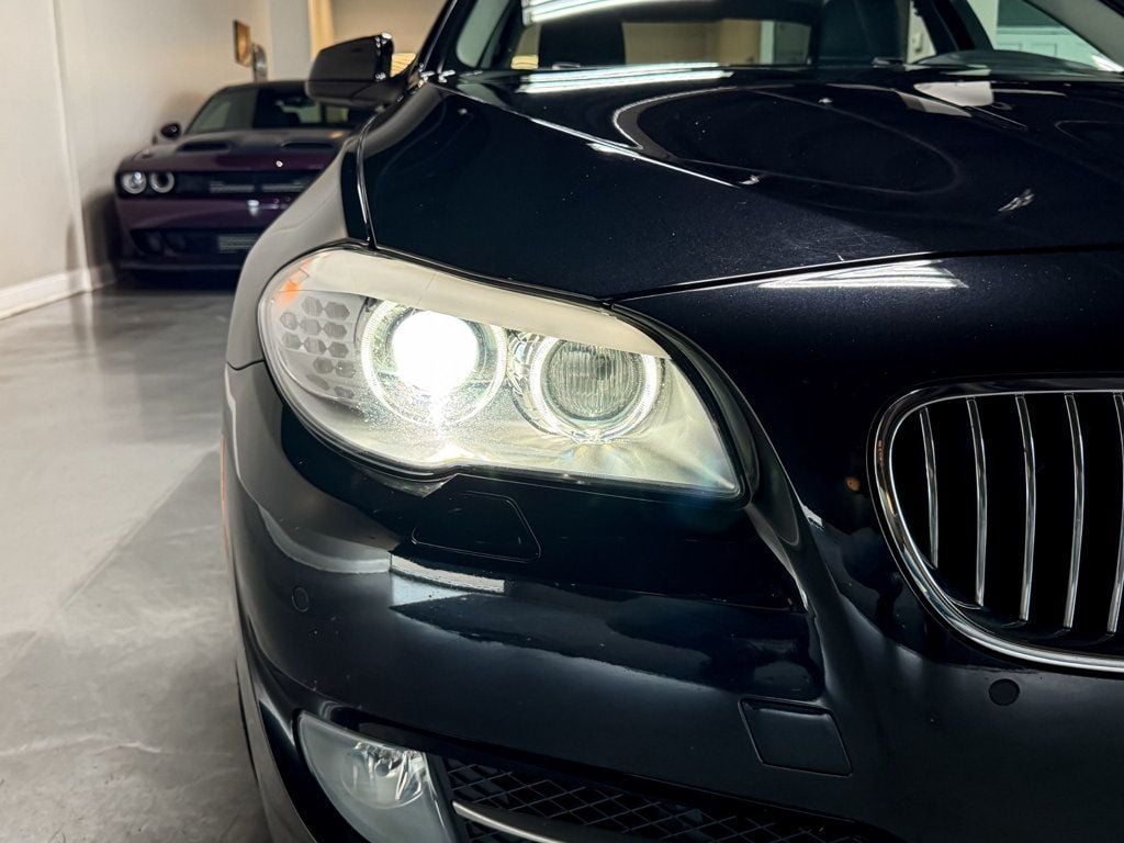 2012 BMW 5 Series 528i xDrive - 23095541 - 77