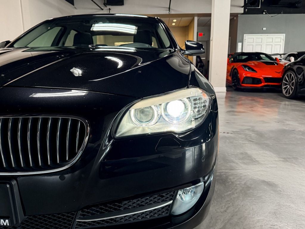 2012 BMW 5 Series 528i xDrive - 23095541 - 78