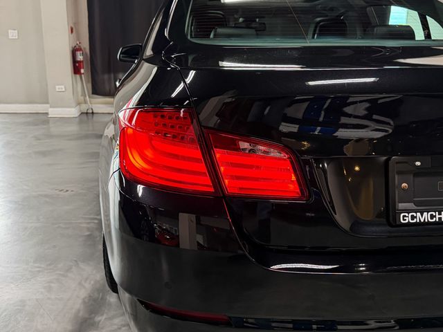 2012 BMW 5 Series 528i xDrive - 23095541 - 79