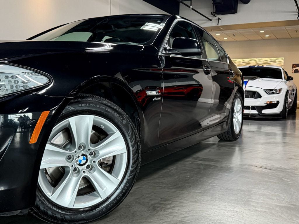 2012 BMW 5 Series 528i xDrive - 23095541 - 81