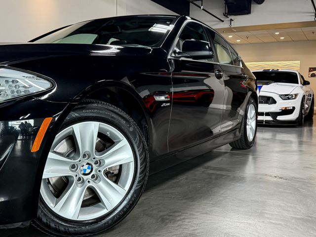 2012 BMW 5 Series 528i xDrive - 23095541 - 81