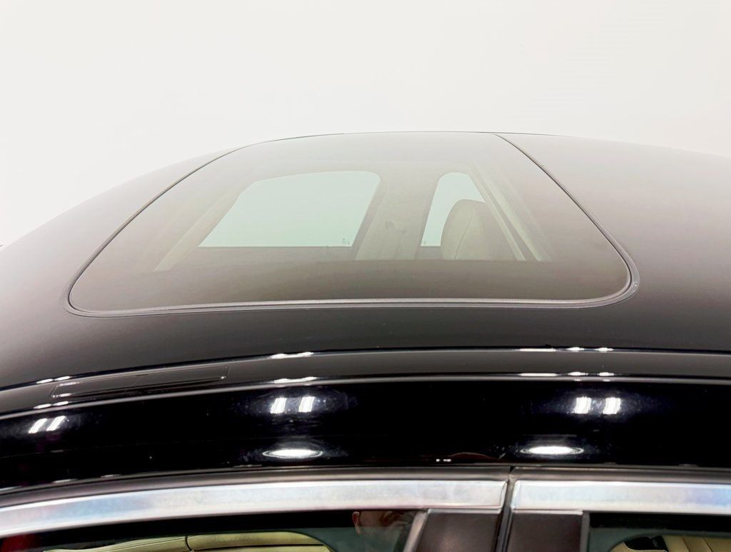 2012 BMW 5 Series 528i xDrive - 22901480 - 9