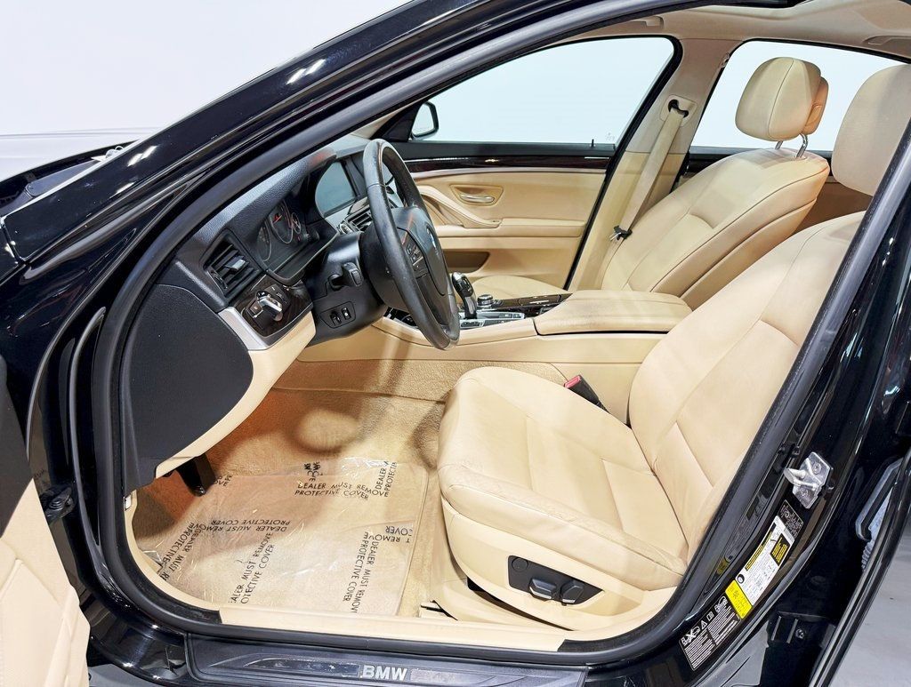 2012 BMW 5 Series 528i xDrive - 22901480 - 23