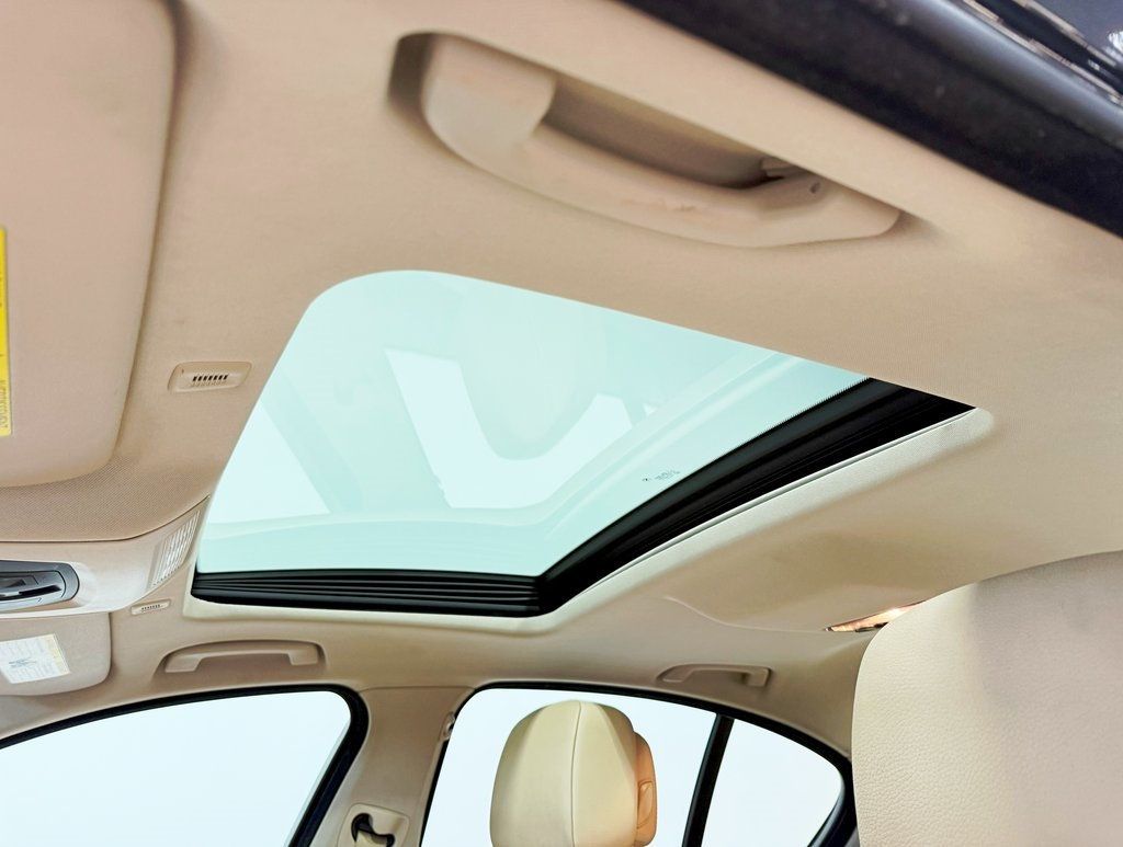 2012 BMW 5 Series 528i xDrive - 22901480 - 27