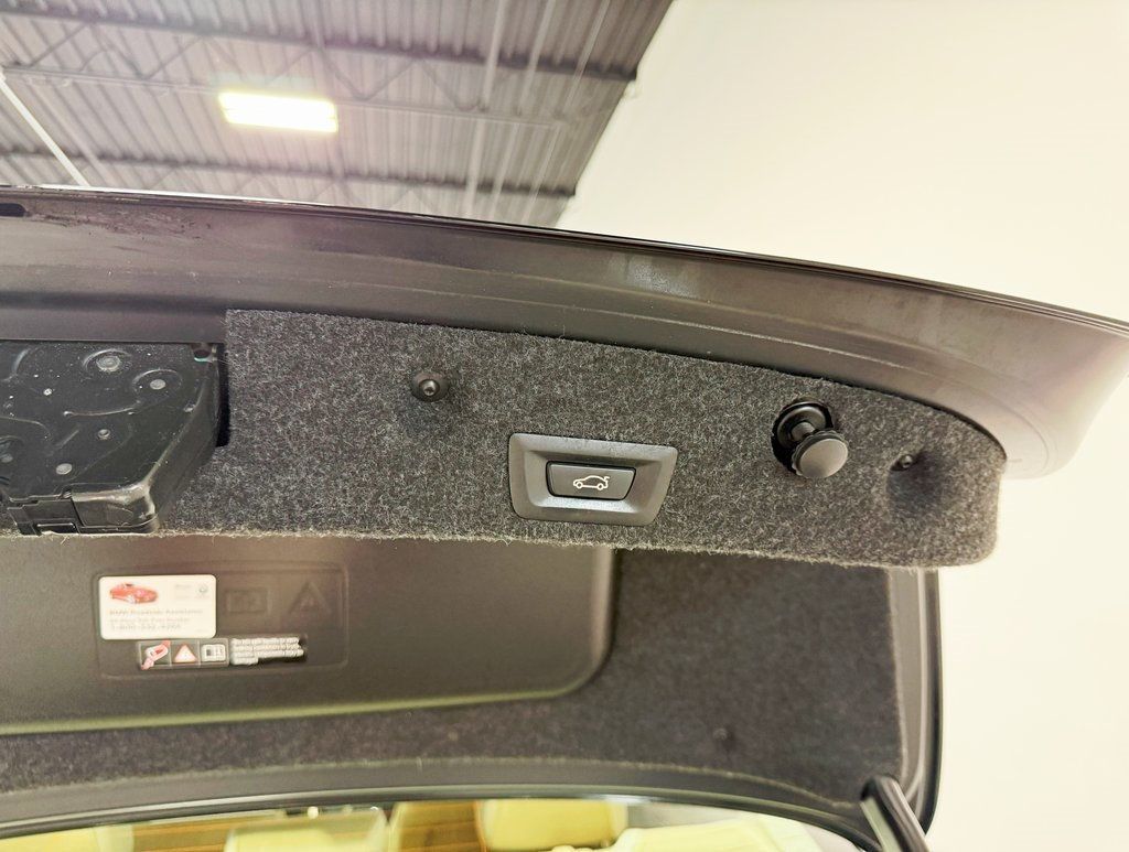 2012 BMW 5 Series 528i xDrive - 22901480 - 35