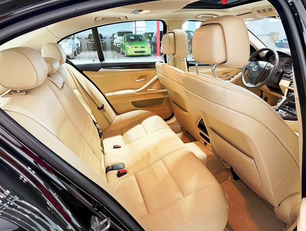 2012 BMW 5 Series 528i xDrive - 22901480 - 37