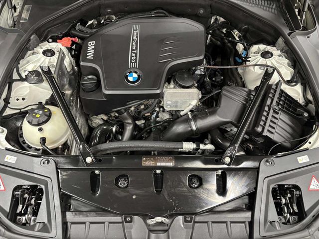 2012 BMW 5 Series 528i xDrive - 23048942 - 11