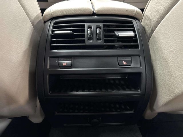 2012 BMW 5 Series 528i xDrive - 23048942 - 22