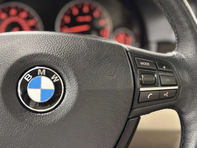 2012 BMW 5 Series 528i xDrive - 23048942 - 33