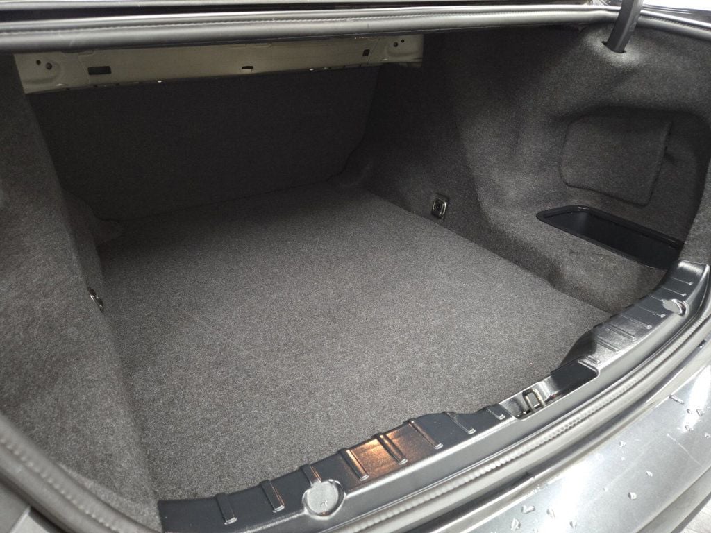 2012 BMW 5 Series 535i - 22918986 - 10