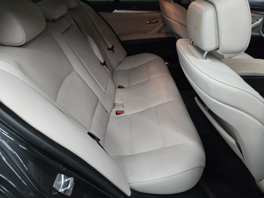 2012 BMW 5 Series 535i - 22918986 - 11