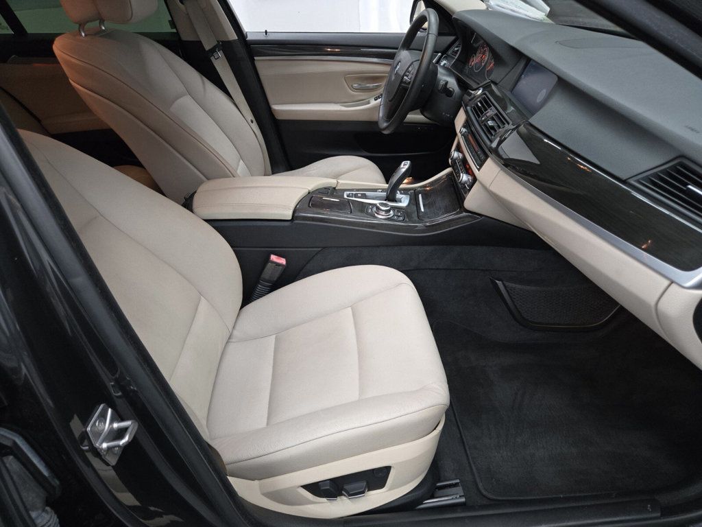 2012 BMW 5 Series 535i - 22918986 - 12