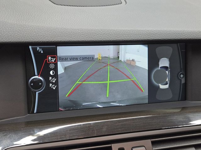 2012 BMW 5 Series 535i - 22918986 - 18
