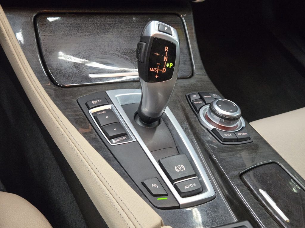 2012 BMW 5 Series 535i - 22918986 - 20
