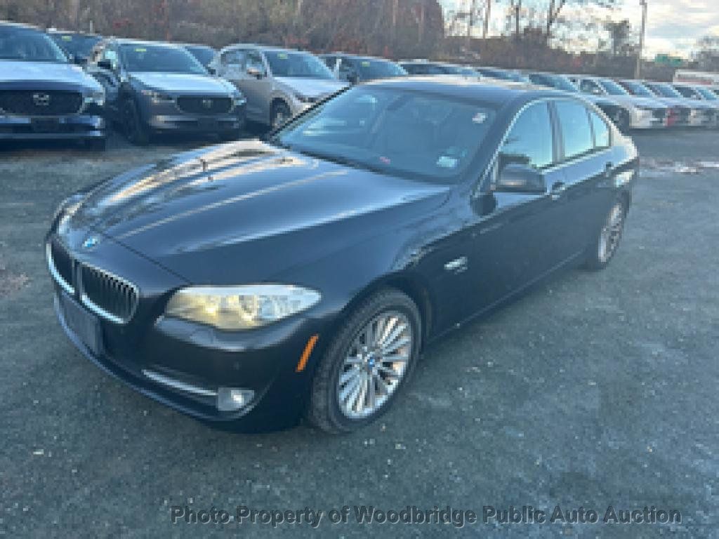 2012 BMW 5 Series 535i xDrive - 22945439 | Video 1