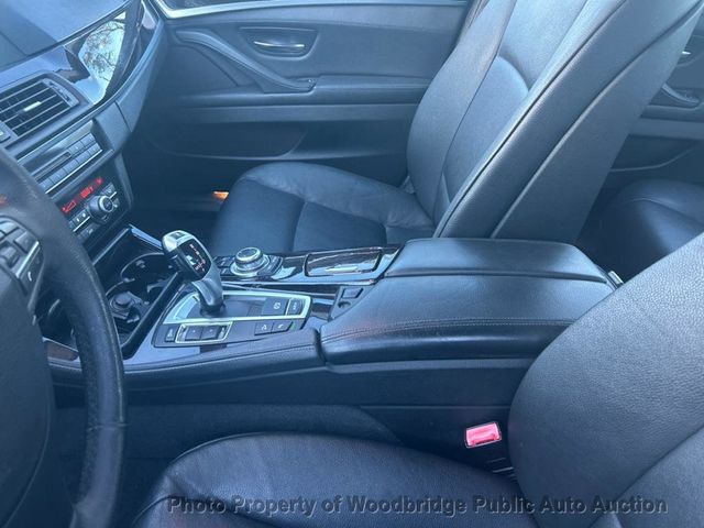 2012 BMW 5 Series 535i xDrive - 22945439 - 9