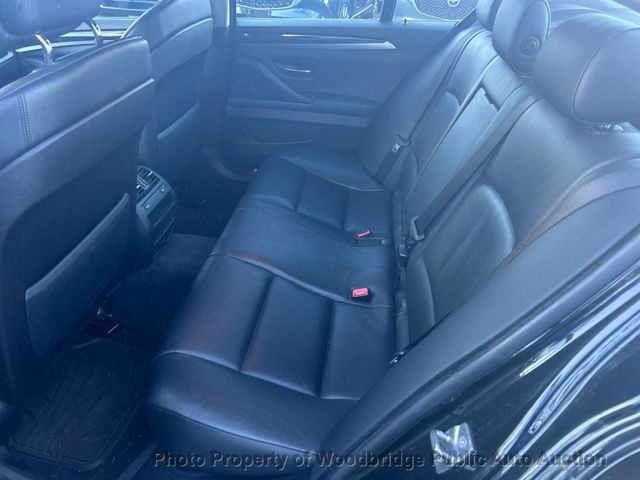 2012 BMW 5 Series 535i xDrive - 22945439 - 10