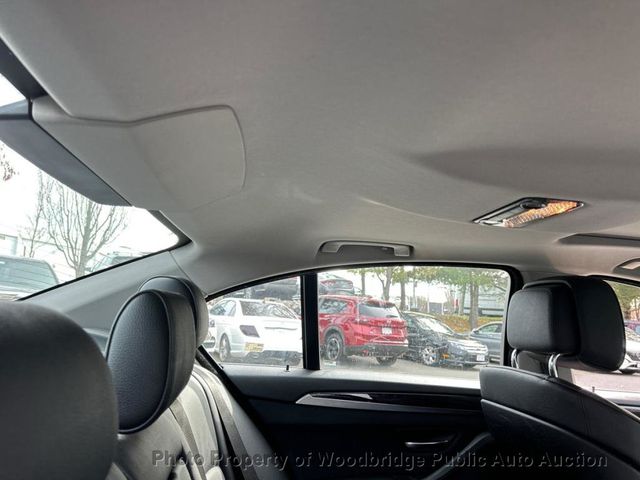 2012 BMW 5 Series 535i xDrive - 22945440 - 11