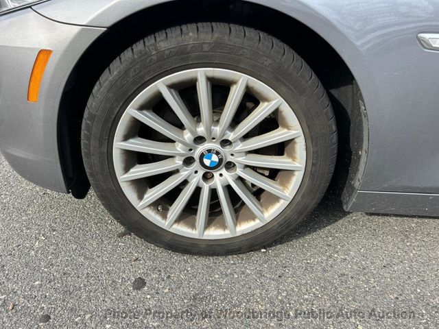 2012 BMW 5 Series 535i xDrive - 22945440 - 13