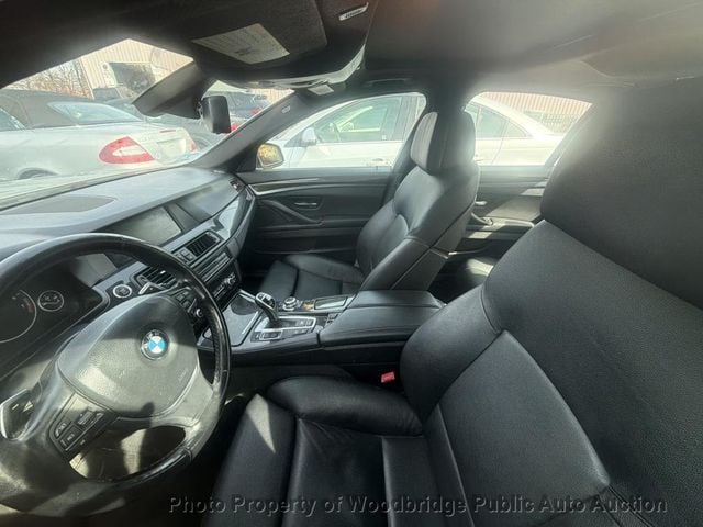 2012 BMW 5 Series 535i xDrive - 22987419 - 5