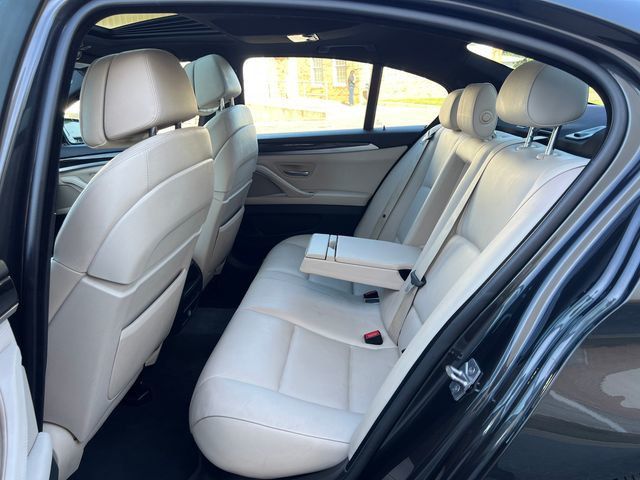 2012 BMW 5 Series 550i - 23036055 - 13