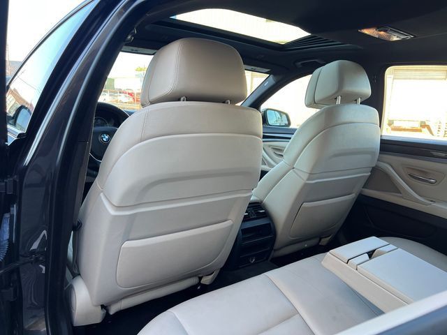 2012 BMW 5 Series 550i - 23036055 - 14