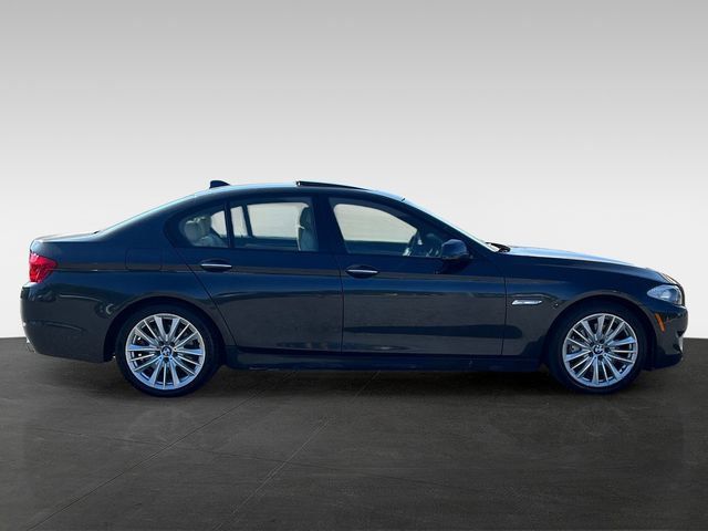 2012 BMW 5 Series 550i - 23036055 - 5