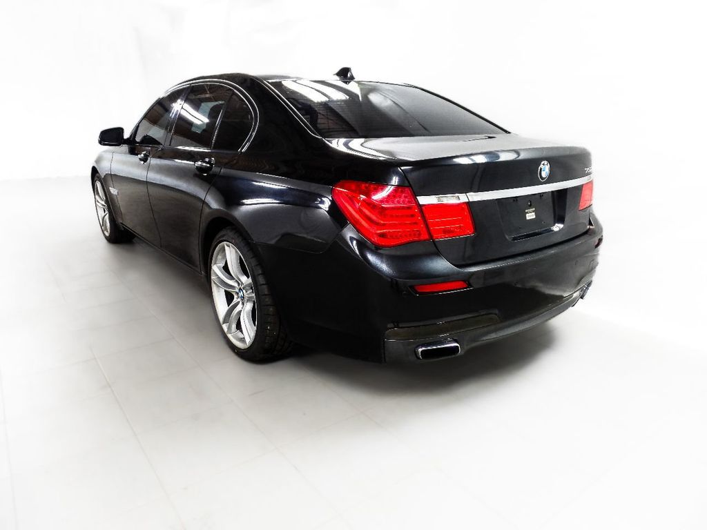 2012 BMW 7 Series 750i M SPORT - 22165858 - 3