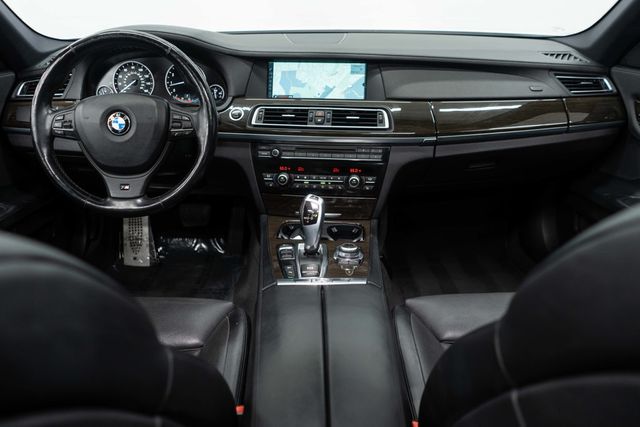 2012 BMW 7 Series 750Li xDrive - 23047433 - 9