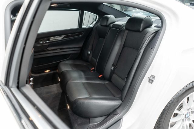 2012 BMW 7 Series 750Li xDrive - 23047433 - 16