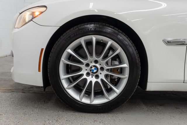 2012 BMW 7 Series 750Li xDrive - 23047433 - 34