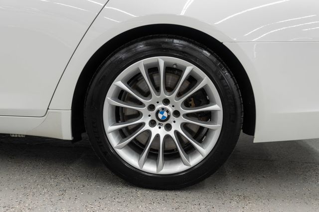 2012 BMW 7 Series 750Li xDrive - 23047433 - 35