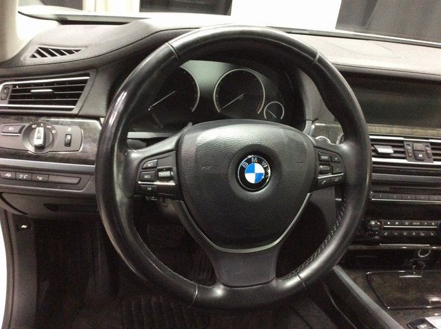 2012 BMW 7 Series 750Li xDrive - 23034288 - 10