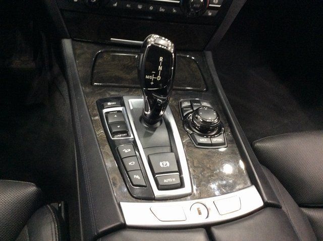 2012 BMW 7 Series 750Li xDrive - 23034288 - 20