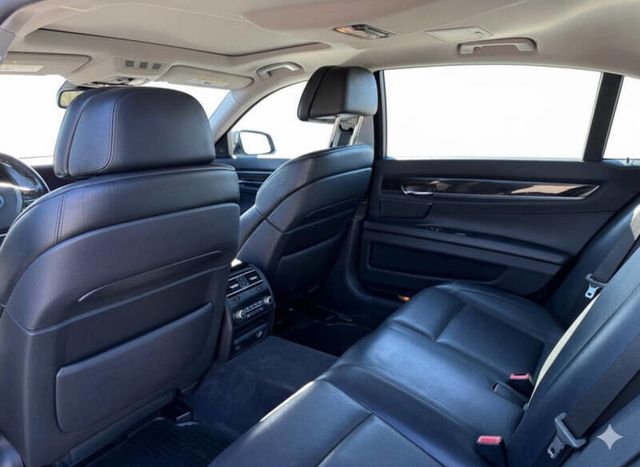 2012 BMW 7 Series X DRIVE! LOADED!! VERY CLEAN INSIDE AND OUT! - 22847634 - 10