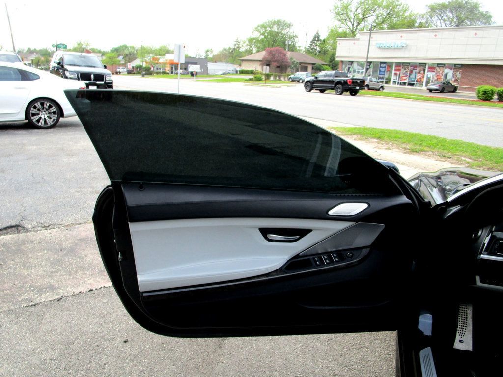 2012 BMW M6 2dr Convertible - 23018457 - 38