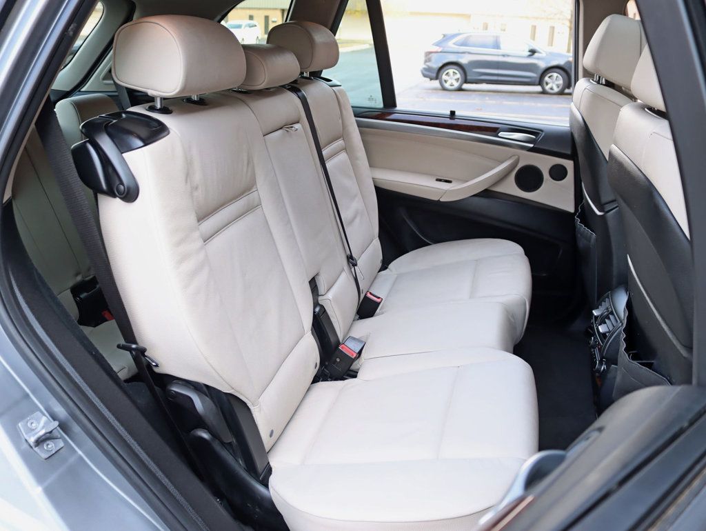 2012 BMW X5 35D Diesel Premium / Cold Pkg 3rd Row Seat - 22941695 - 25