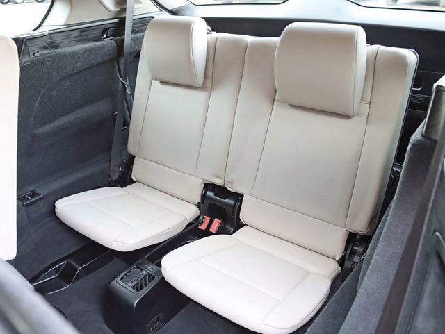 2012 BMW X5 35D Diesel Premium / Cold Pkg 3rd Row Seat - 22941695 - 26