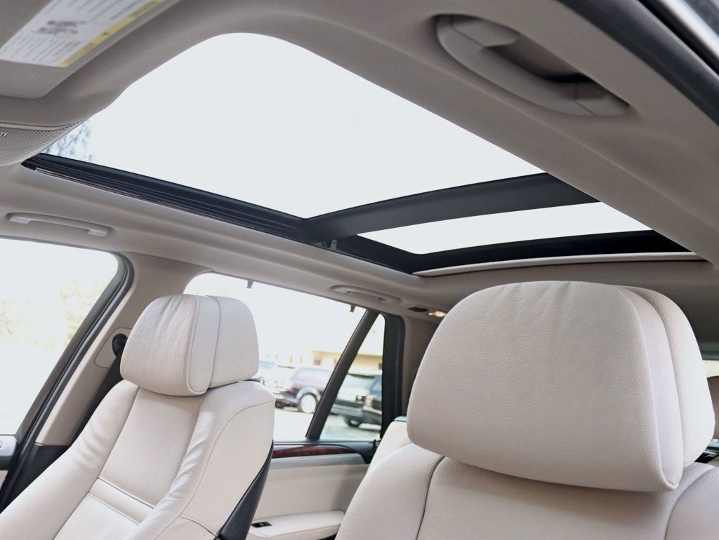 2012 BMW X5 35D Diesel Premium / Cold Pkg 3rd Row Seat - 22941695 - 27