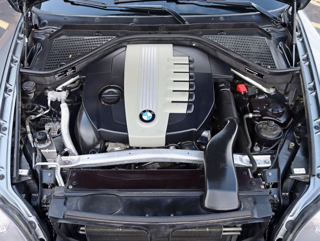 2012 BMW X5 35D Diesel Premium / Cold Pkg 3rd Row Seat - 22941695 - 36