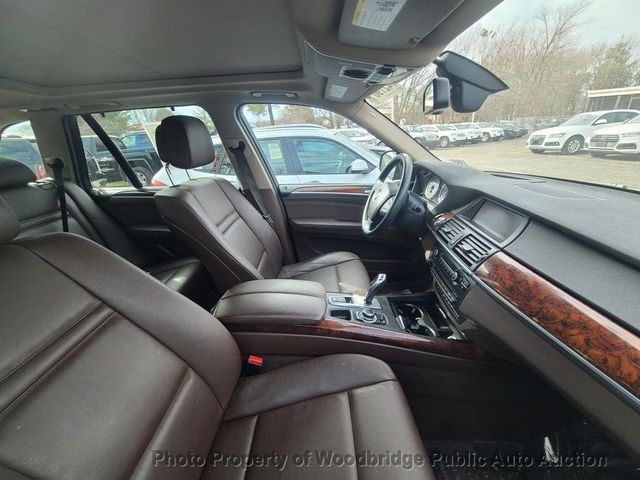 2012 BMW X5 35i - 22763437 - 12