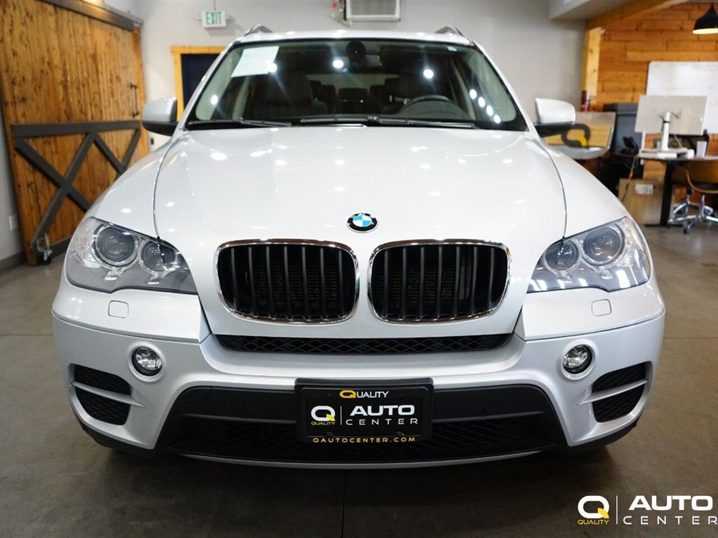 2012 BMW X5 35i - 22557275 - 1