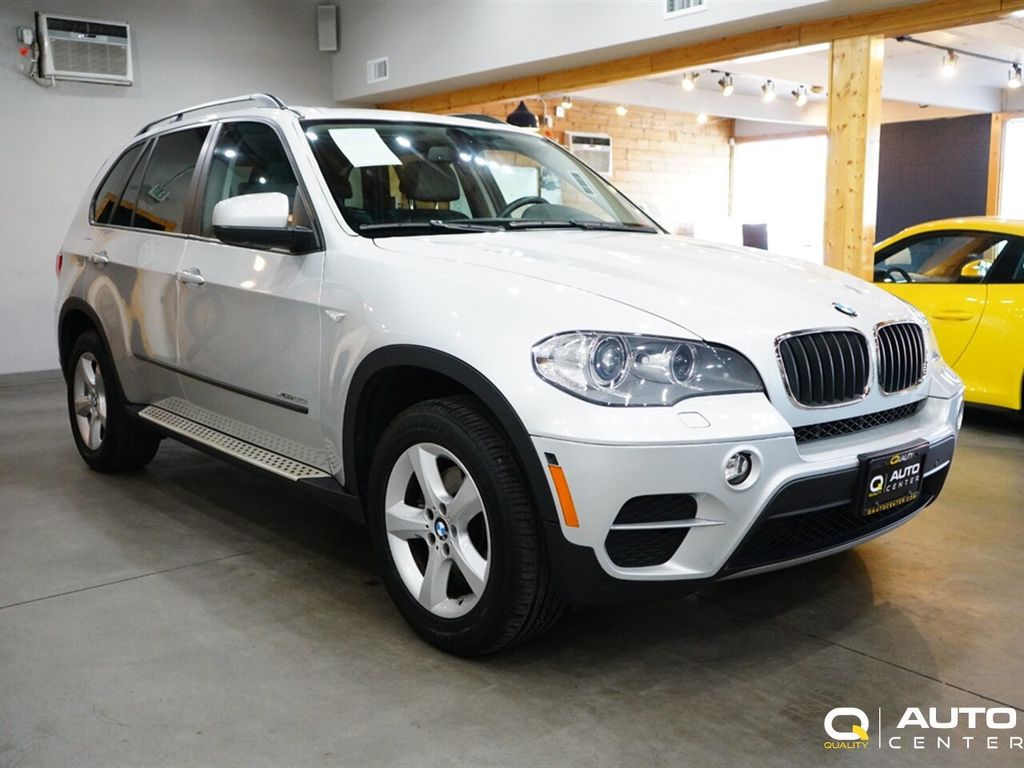 2012 BMW X5 35i - 22557275 - 2