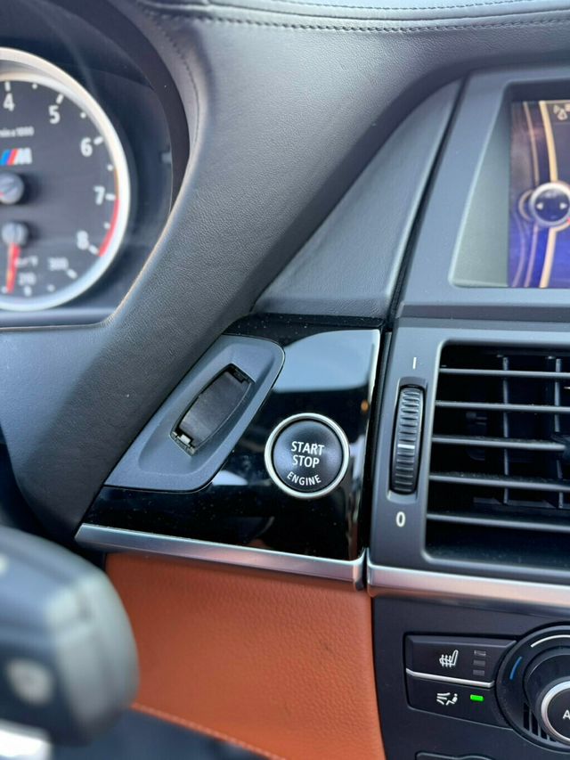 2012 BMW X5 50i - 22999174 - 18