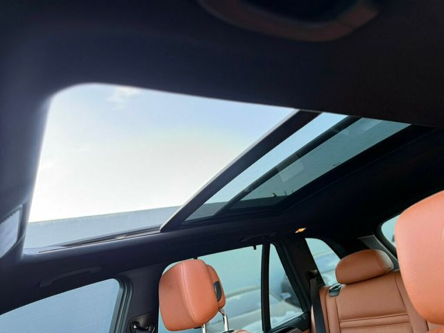 2012 BMW X5 50i - 22999174 - 23