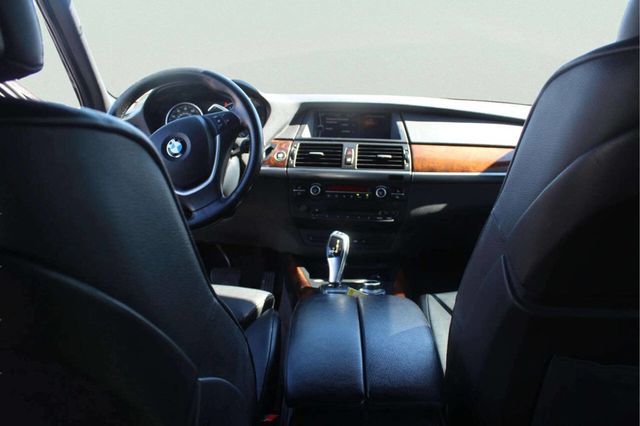 2012 BMW X5 50i - 23000008 - 7