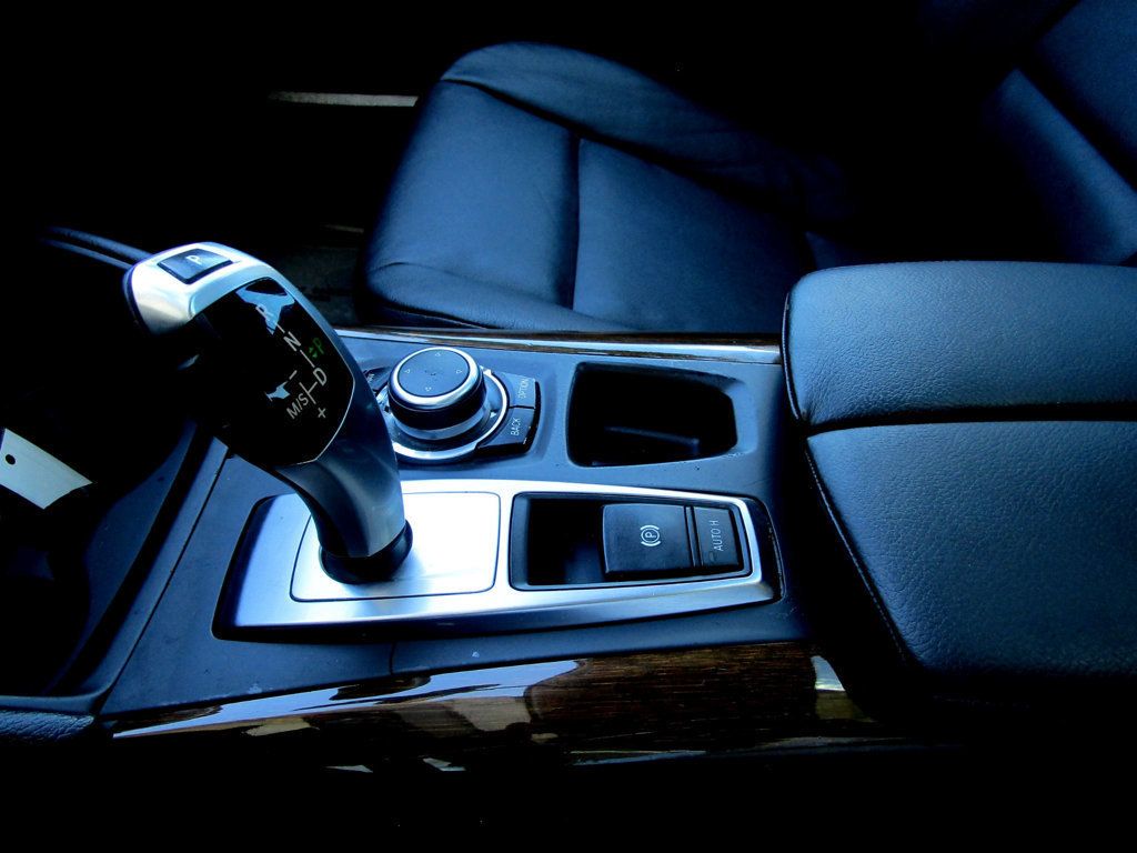 2012 BMW X6 35i - 23043290 - 22