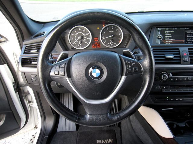 2012 BMW X6 50i - 22851809 - 18